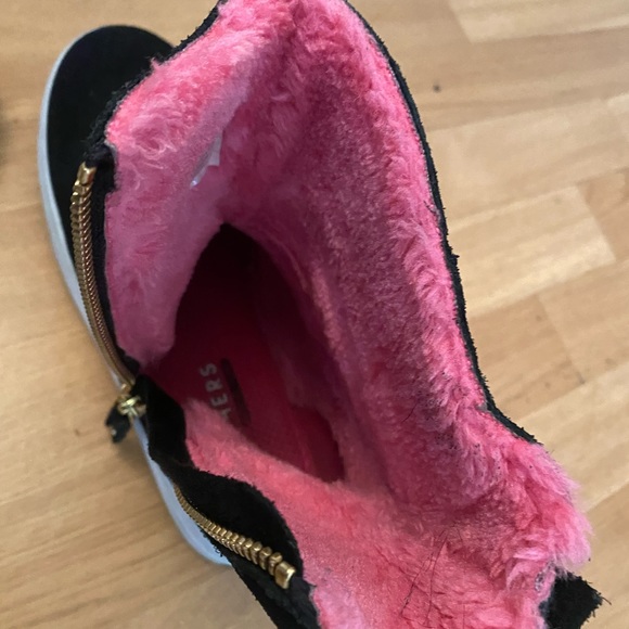 Boots - Picture 4 of 4